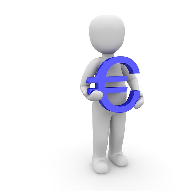 panáček drží euro symbol